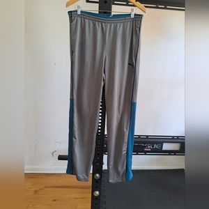 PUMA men's medium loose fit track pants